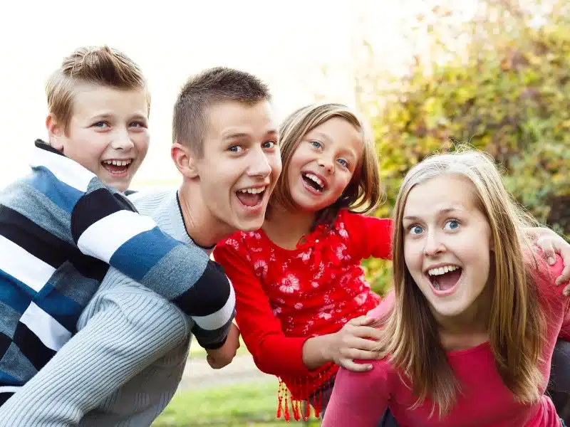 cómo viajar a otro país sin dinero