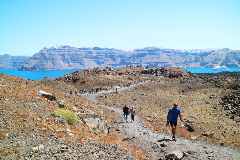 que ver en grecia volcan
